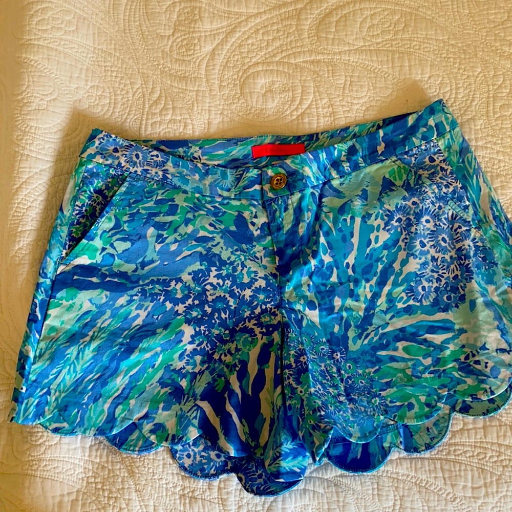 Lilly Pulitzer Buttercup Shorts. Size 10